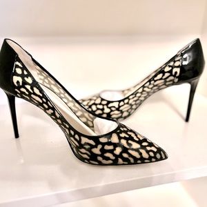 Authentic Giorgio Armani Mesh Nude Black patent Pointed Toe High Heels. New.